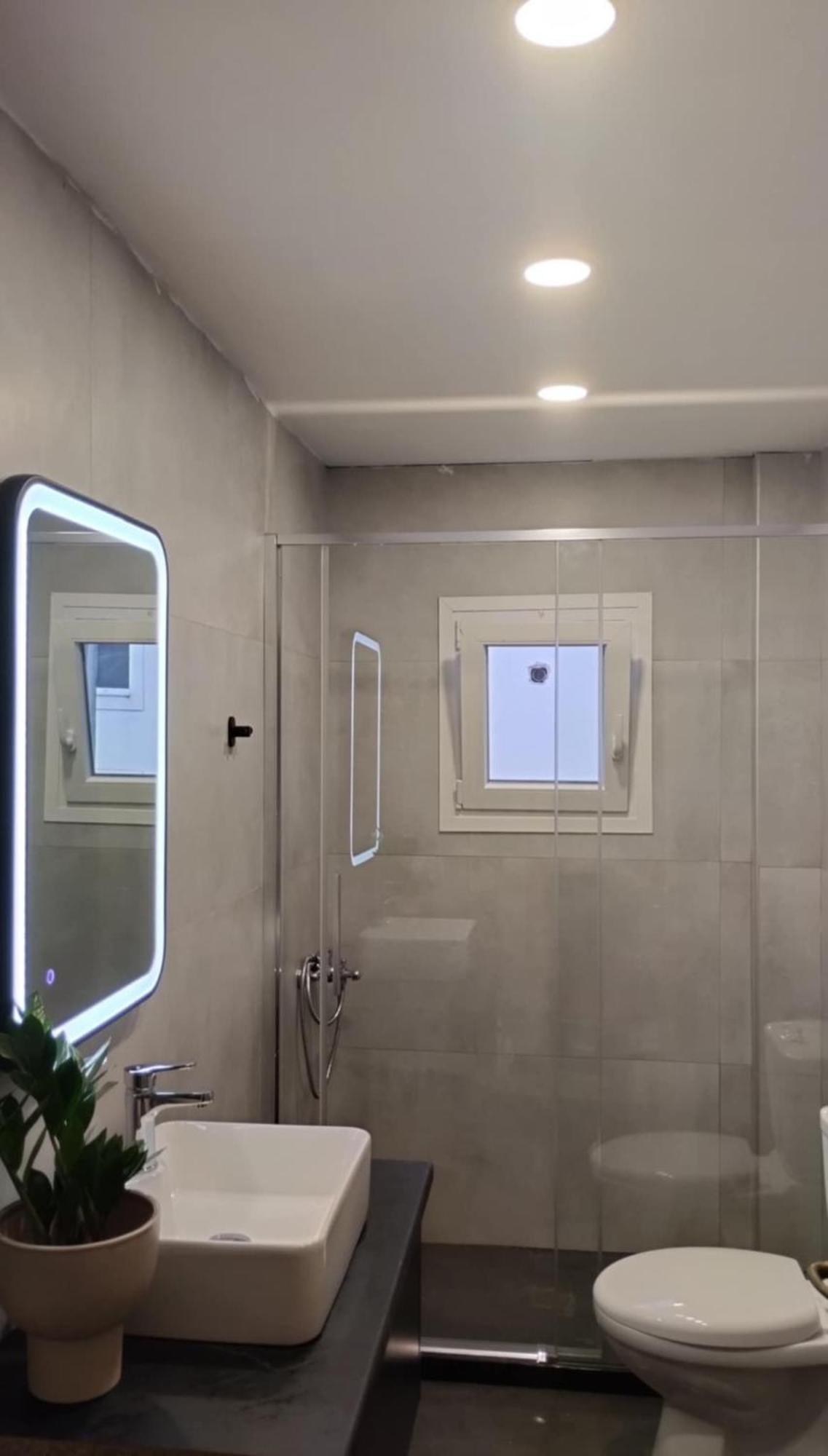 Inas Apartments 2 레프킴미 외부 사진
